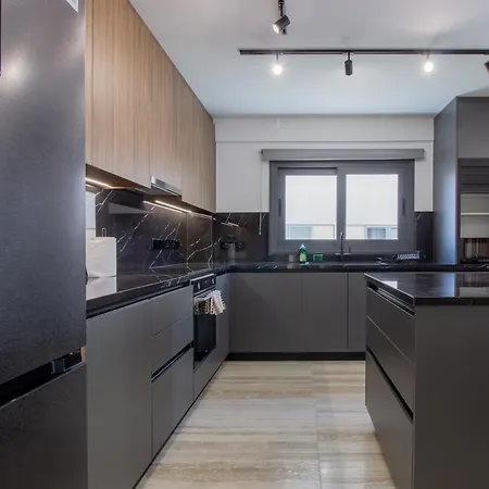 High-end 3br Huge Duplex Near Landmark Lejlighed