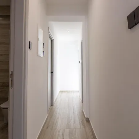High-end 3br Huge Duplex Near Landmark Lejlighed Nicosia