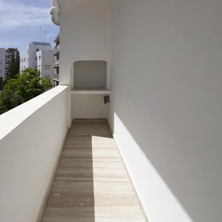 High-end 3br Huge Duplex Near Landmark Lejlighed *